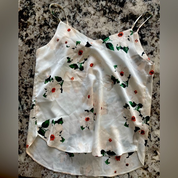 Dynamite floral camisole. Size Small - Picture 2 of 5